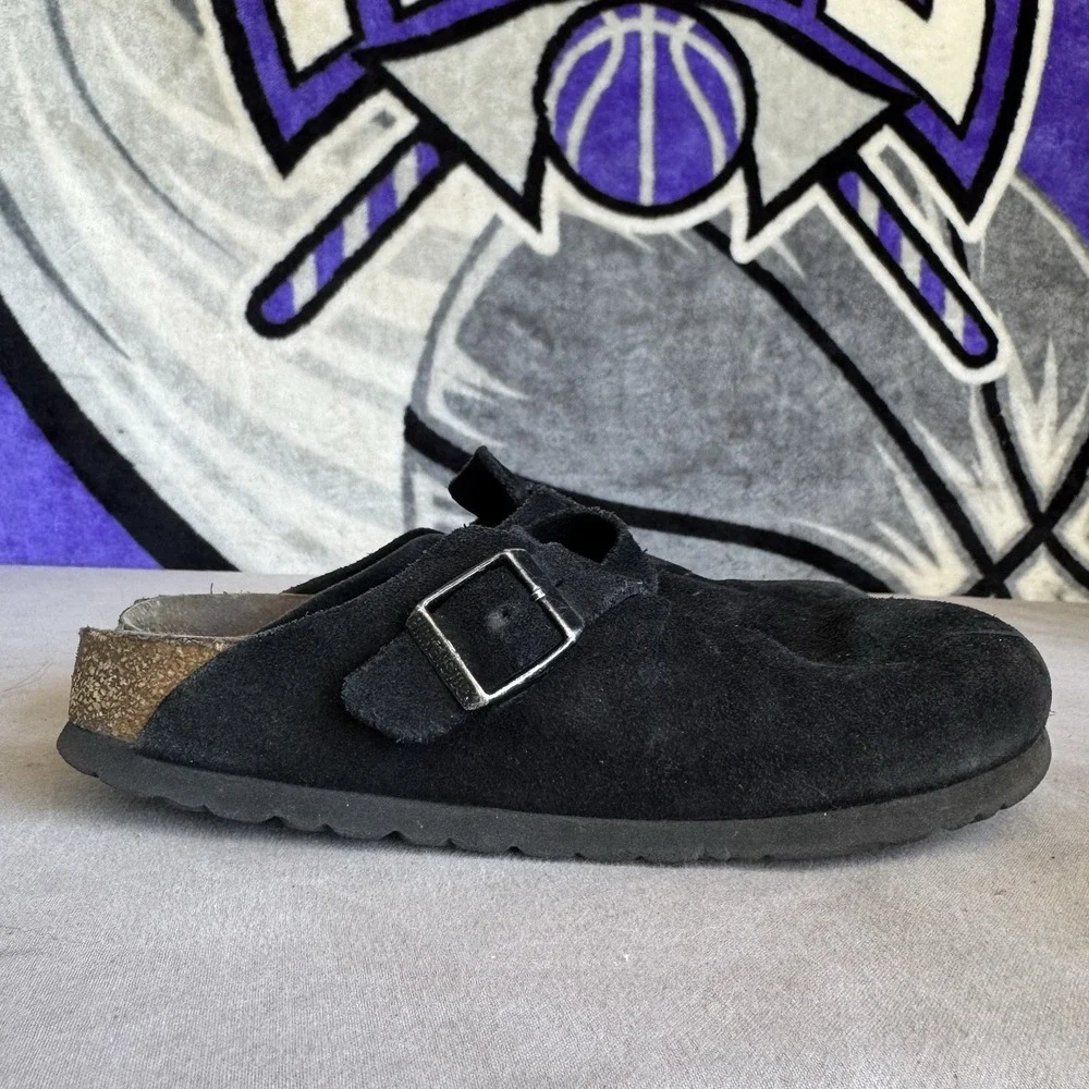 Size 37/W6 - Unisex Birkenstock Boston Soft Footbed Black